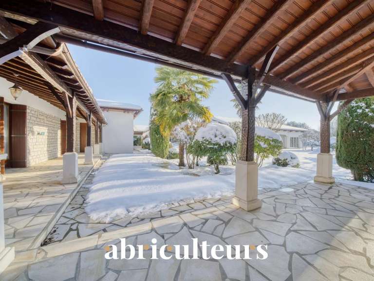 Maison Fontcouverte - 8 chambres - 600m²