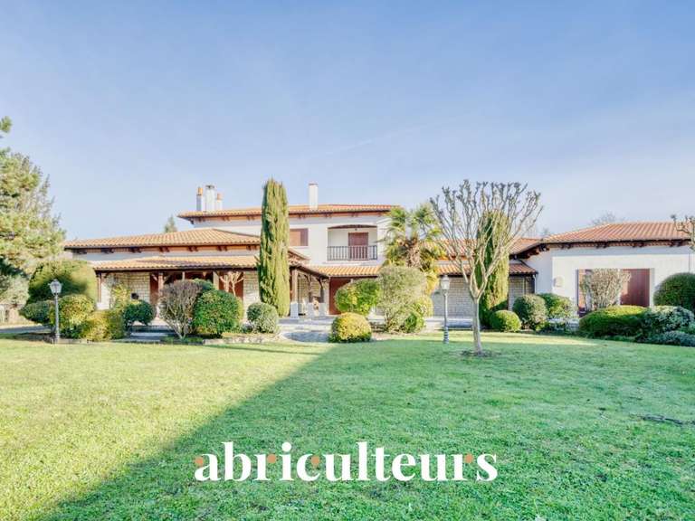 Maison Fontcouverte - 8 chambres - 600m²