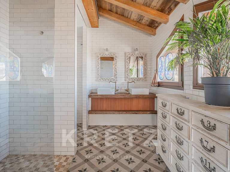 Chalet Fontcouverte-la Toussuire - 8 chambres - 629m²