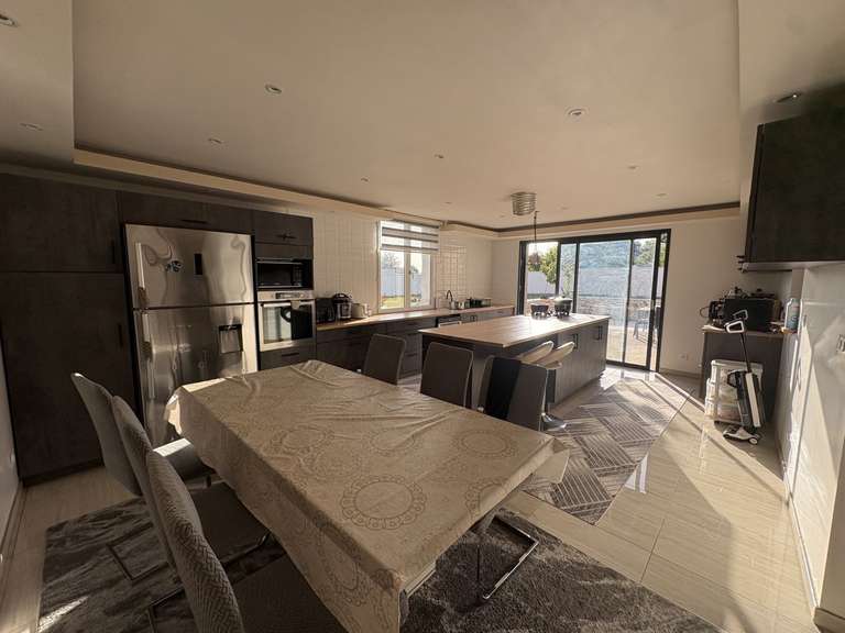 Maison Fontenay-le-Comte - 317m²
