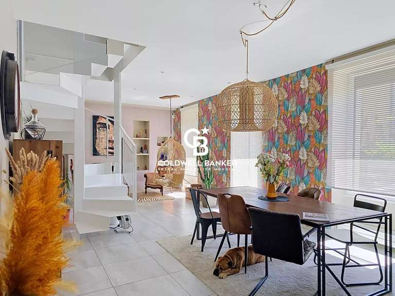 Maison Fontenay-le-Comte - 4 chambres - 250m²