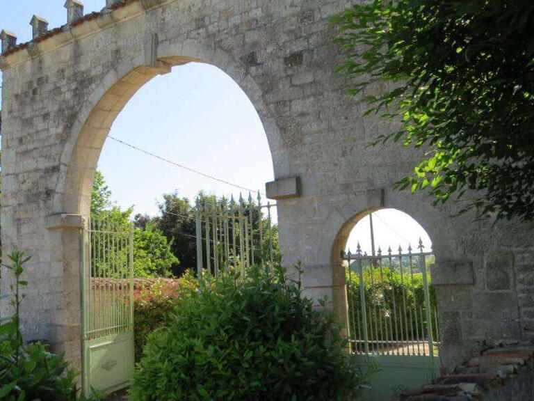 Property Fontenay-le-Comte - 7 bedrooms