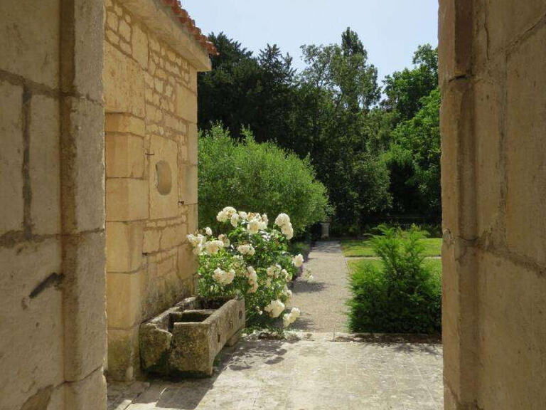 Property Fontenay-le-Comte - 7 bedrooms