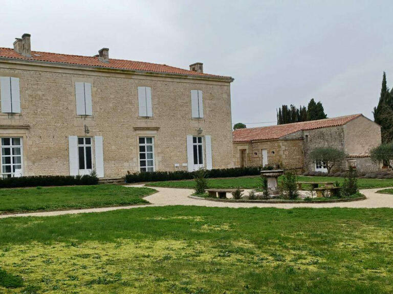 Property Fontenay-le-Comte - 7 bedrooms
