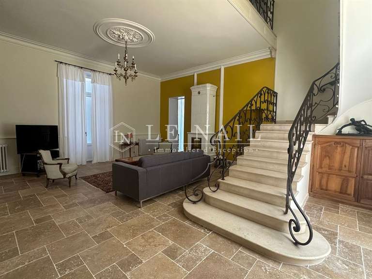 Propriété Fontenay-le-Comte - 7 chambres - 365m²