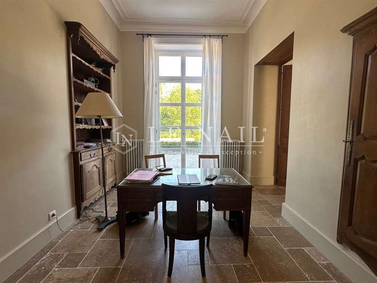 Propriété Fontenay-le-Comte - 7 chambres - 365m²