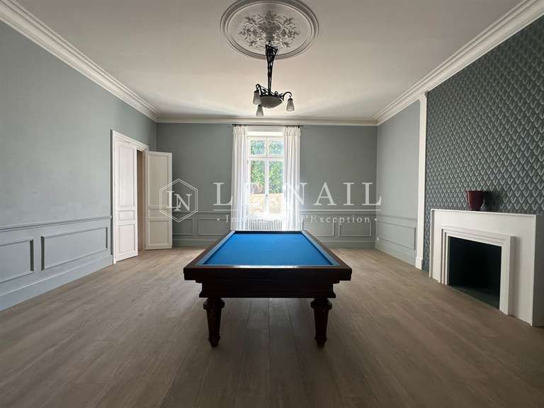 Propriété Fontenay-le-Comte - 7 chambres - 365m²