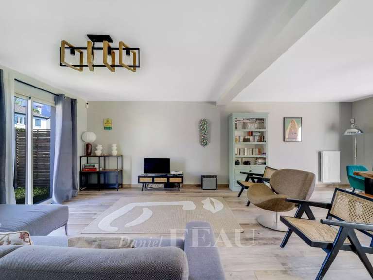 Maison Fontenay-le-Fleury - 4 chambres - 173m²