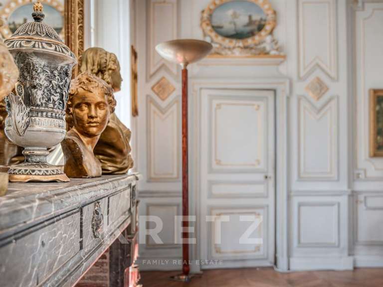 Château Fontenay-le-Vicomte - 1200m²