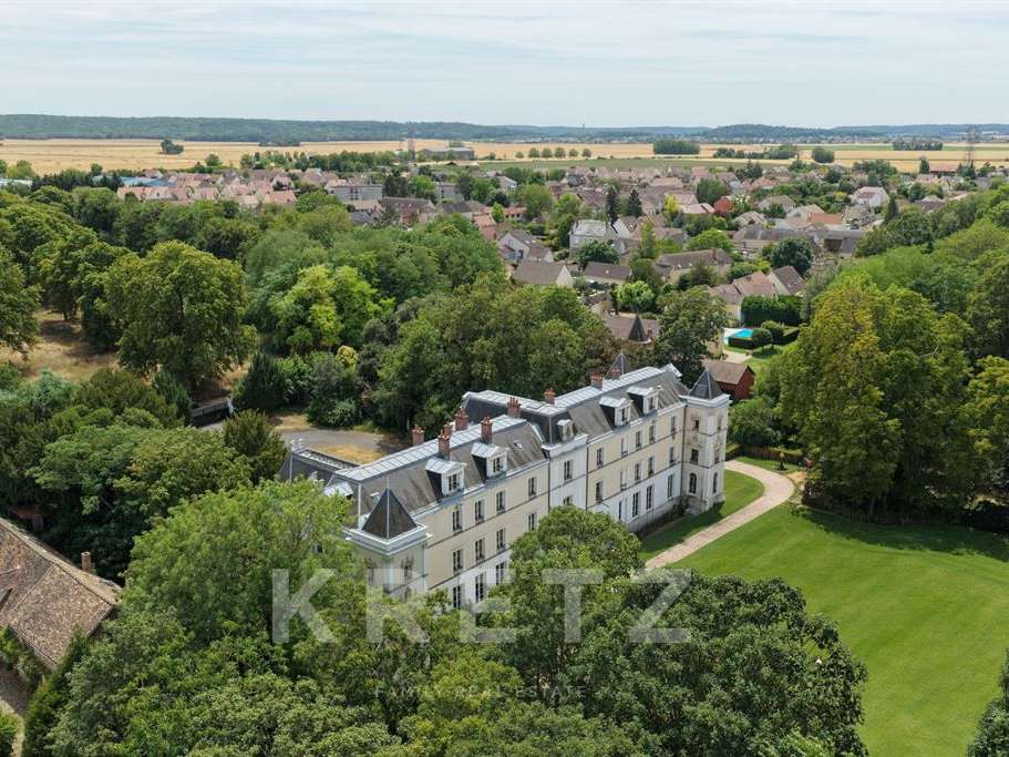 Castle Fontenay-le-Vicomte