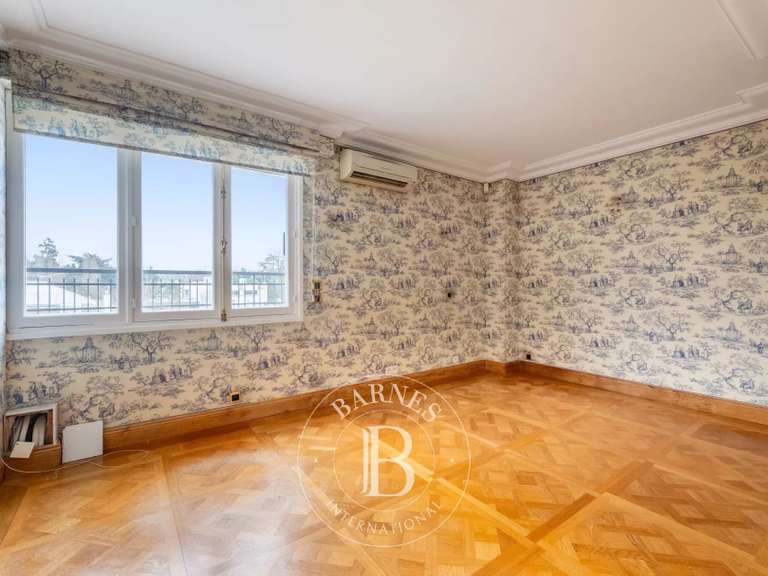 Apartment Fontenay-sous-Bois - 3 bedrooms - 265m²