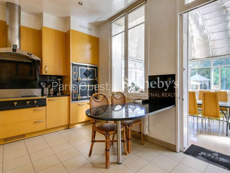 Hôtel particulier Fontenay-sous-Bois - 620m²