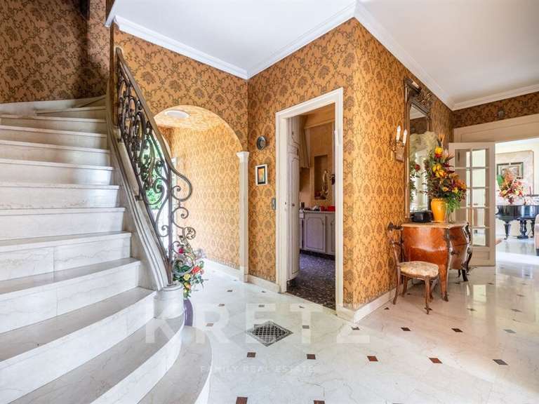 Maison Fontenay-sous-Bois - 5 chambres - 325m²