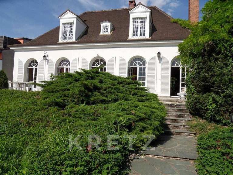 Maison Fontenay-sous-Bois - 5 chambres - 325m²