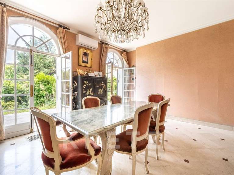 Maison Fontenay-sous-Bois - 5 chambres - 325m²