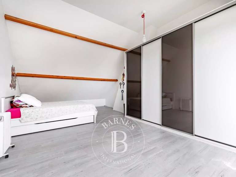 Maison Fontenay-sous-Bois - 5 chambres - 280m²