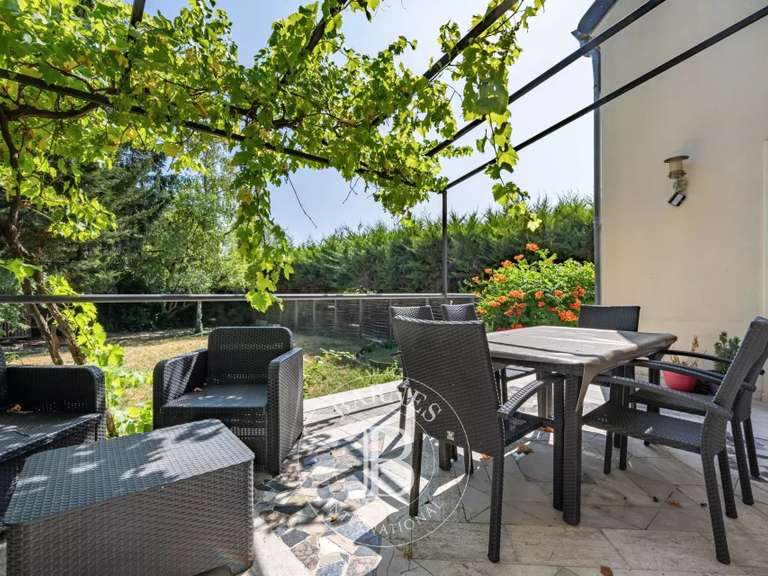 Maison Fontenay-sous-Bois - 5 chambres - 280m²