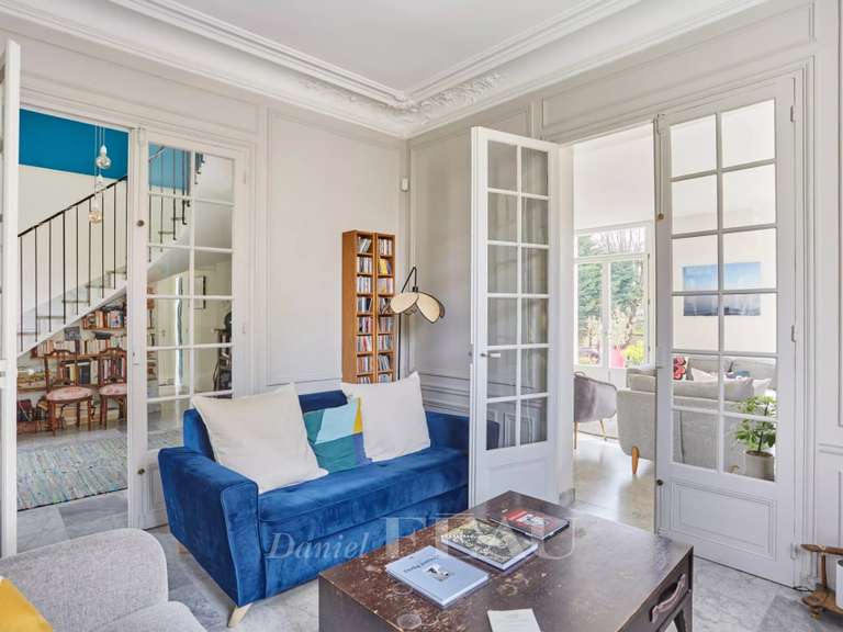 Maison Fontenay-sous-Bois - 6 chambres - 352m²