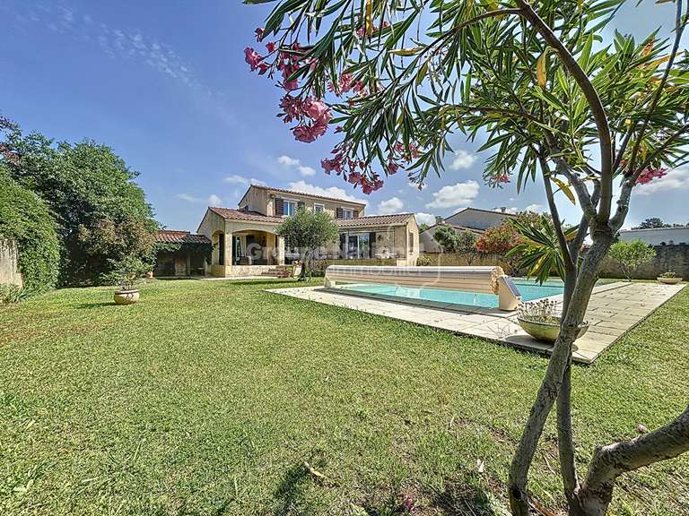 Maison Fontvieille - 6 chambres - 165m²