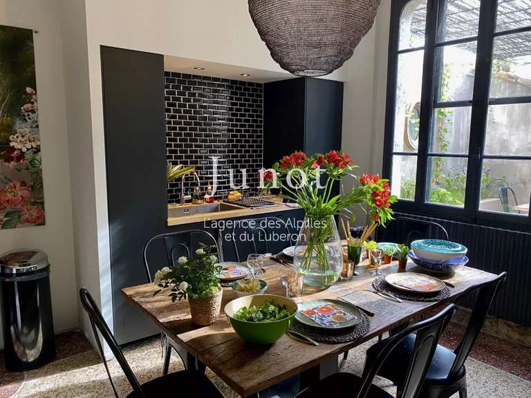 Maison Fontvieille - 3 chambres - 400m²