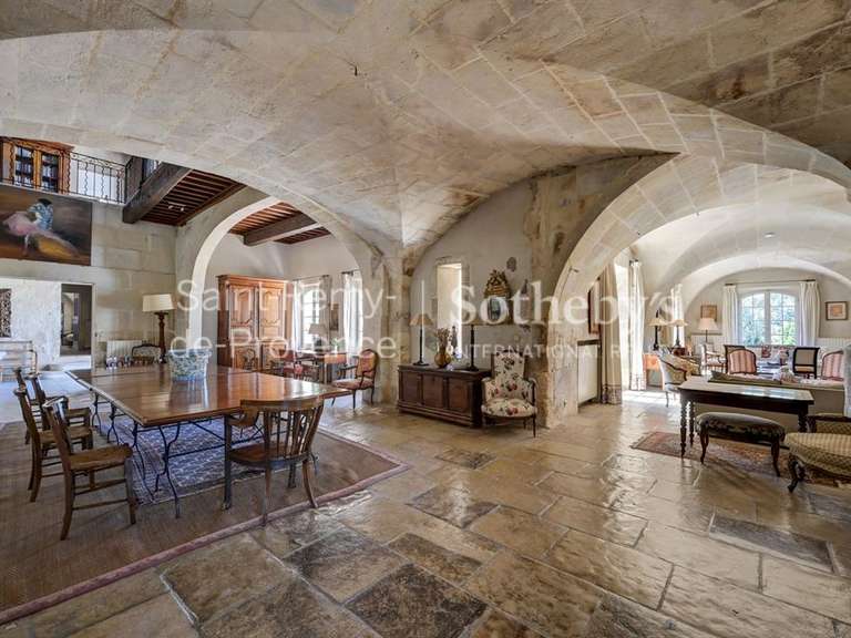 Maison Fontvieille - 17 chambres - 1400m²