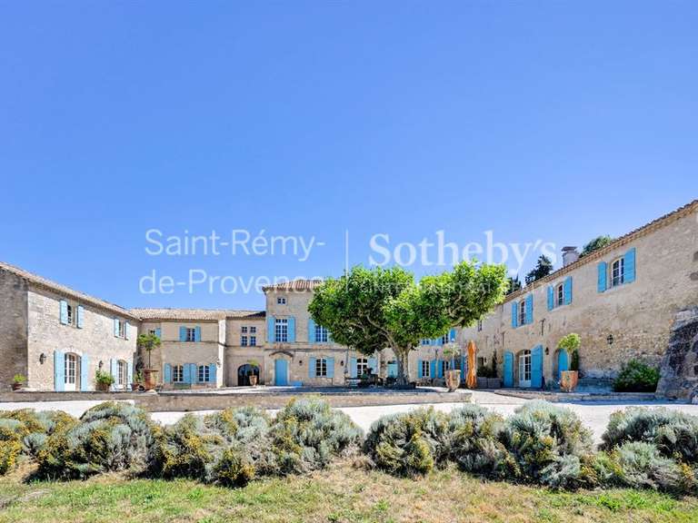 Maison Fontvieille - 17 chambres - 1400m²