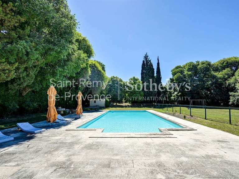 Maison Fontvieille - 17 chambres - 1400m²