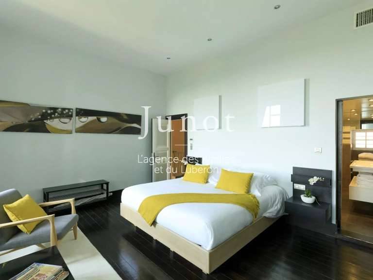 House Fontvieille - 8 bedrooms - 13000m²