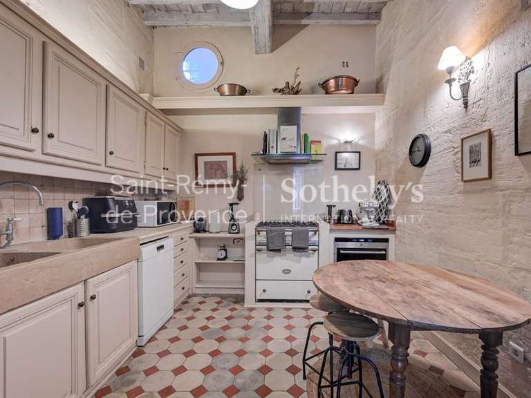 Maison Fontvieille - 6 chambres - 242m²