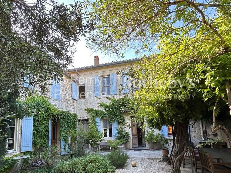 Maison Fontvieille - 6 chambres - 242m²