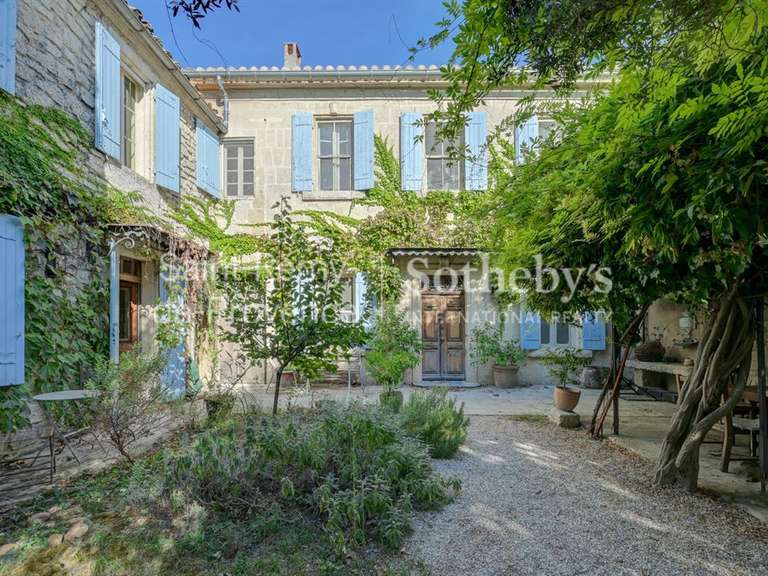 Maison Fontvieille - 6 chambres - 242m²