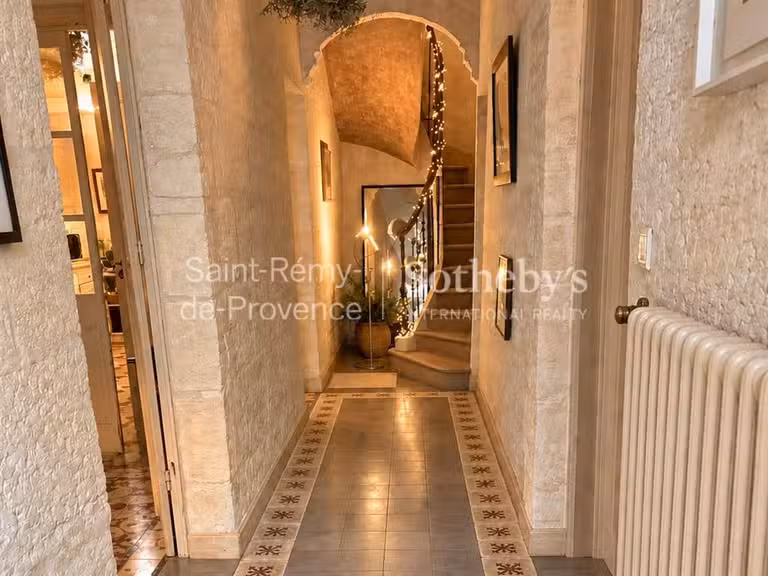 Maison Fontvieille - 6 chambres - 242m²
