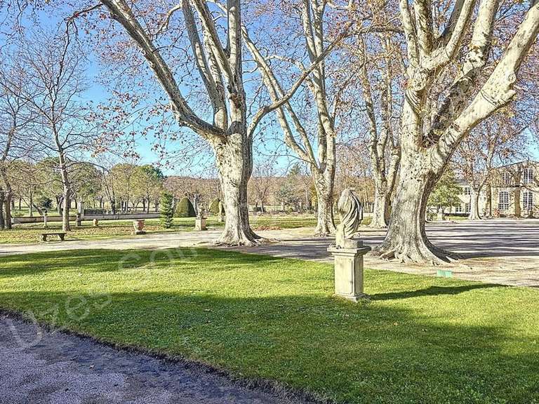 Château Forcalquier - 19 chambres - 2200m²