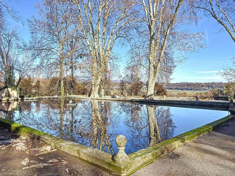Château Forcalquier - 19 chambres - 2200m²