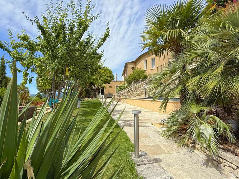 Maison Forcalquier - 6 chambres - 298m²