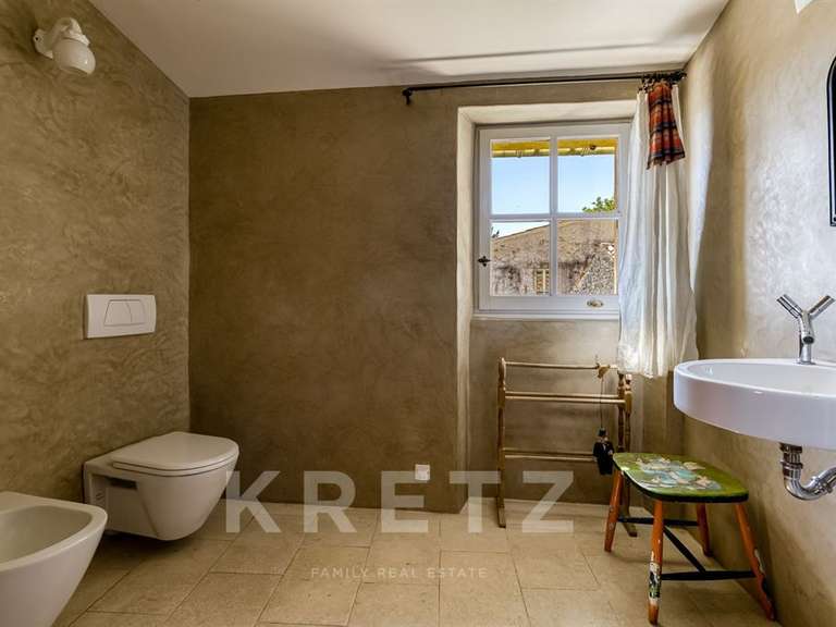 Maison Forcalquier - 3 chambres - 230m²