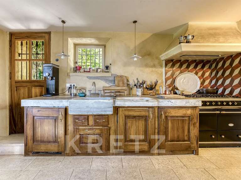 Maison Forcalquier - 3 chambres - 230m²