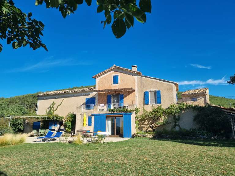 Maison Forcalquier - 6 chambres - 206m²