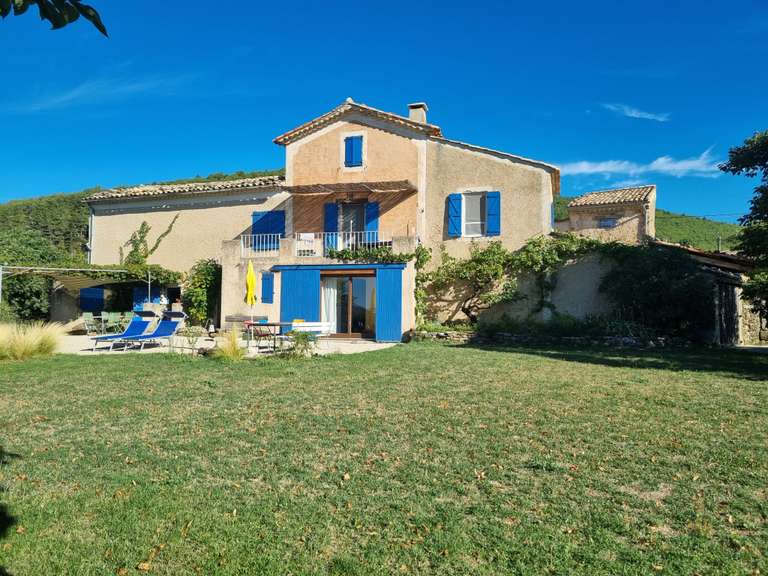 Maison Forcalquier - 6 chambres - 206m²