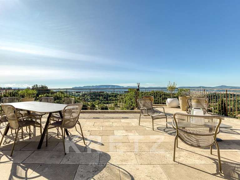Maison Forcalquier - 4 chambres - 270m²