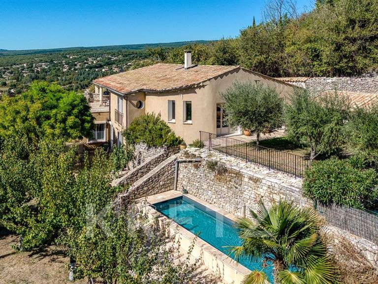 Maison Forcalquier - 4 chambres - 270m²