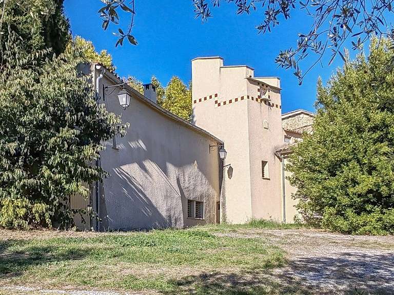 Propriété Forcalquier - 9 chambres - 450m²