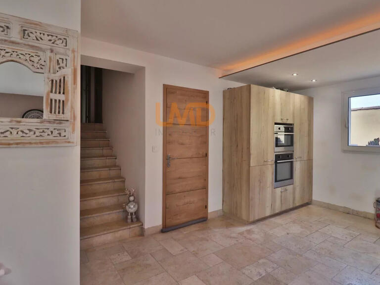 Maison Fos-sur-Mer - 3 chambres - 235m²
