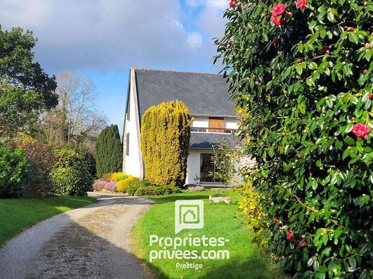 House Fouesnant - 5 bedrooms