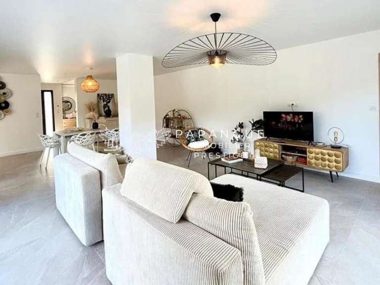 Maison Fouesnant - 4 chambres - 204m²