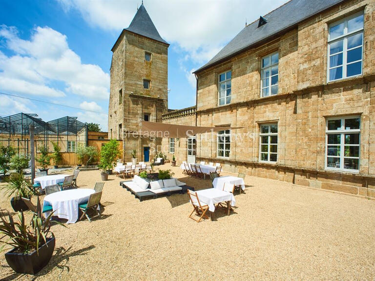 Château Fougères - 51 chambres - 2363m²