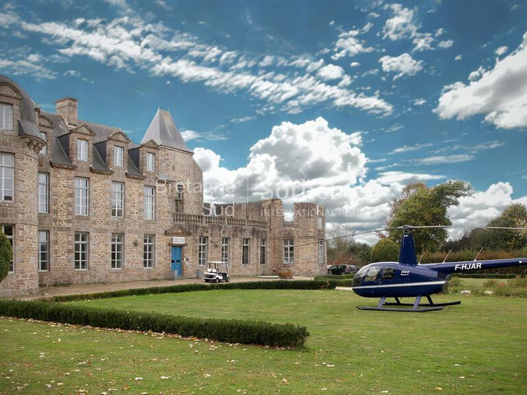 Château Fougères - 51 chambres - 2363m²