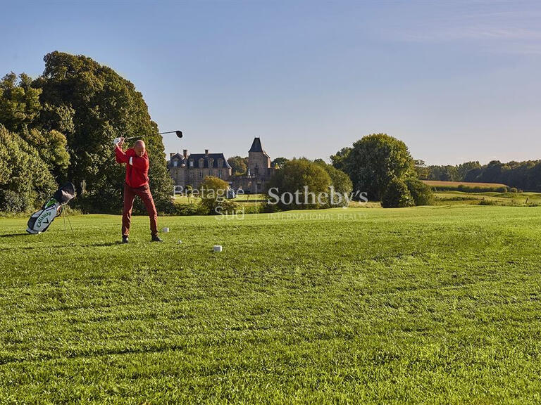 Château Fougères - 51 chambres - 2363m²