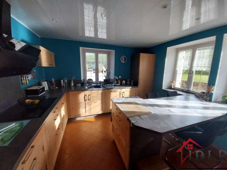 Maison Fougerolles - 4 chambres - 198m²