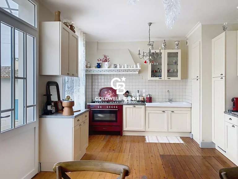 Maison Fouras - 5 chambres - 180m²